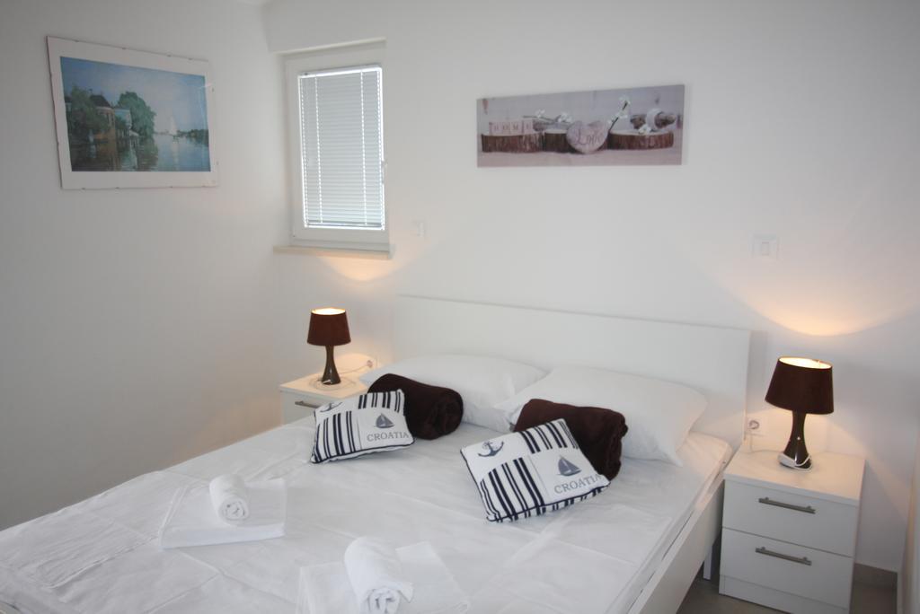 Mimice Bay Apartments ภายนอก รูปภาพ
